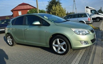Opel Astra J Hatchback 5d 1.4 Turbo ECOTEC 140KM 2011 Opel Astra 1.4B Klima Navi DVD 2 Kpl Kol Sprowadzony Oplacony 1.4, zdjęcie 7