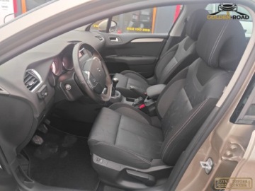 Citroen C4 II Hatchback 5d 1.6 16v VTi 120KM 2011 Citroen C4 1,6 16V 120KM klimatronik alu grz.fotele. oplacony 1.6 Benzyna, zdjęcie 9