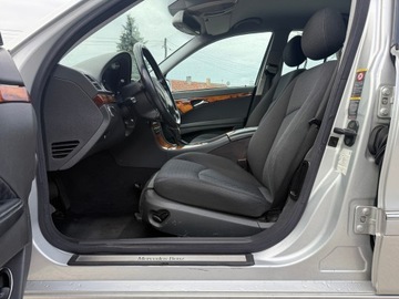 Mercedes Klasa E W211 Sedan W211 2.6 V6 (240) 177KM 2002 MERCEDES E-KLASA 2002 TYLKO 189000 tys km 1 Własciciel Zarejestrowany!, zdjęcie 32