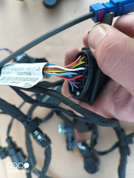 PASSAT B8 INSTALACE NÁRAZNÍKU PŘEDNÍ + ČIDLA STŘÍBRNÉ