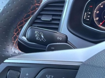 Seat Ateca SUV Facelifting 1.5 EcoTSI 150KM 2022 Seat Ateca TSI 150KM FR KESSY BeatsAudio Martwe pole Aktywny tempomat, zdjęcie 16