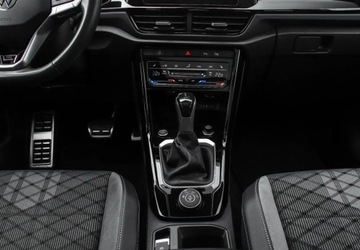 Volkswagen T-Roc I SUV Facelifting 2.0 TSI 190KM 2024 Volkswagen T-Roc 2.0 TSI 190KM R-Line Plus 4MOTION DSG, Podgrzewane Fotele, zdjęcie 15