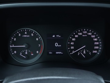 Hyundai Tucson III SUV Facelifting 1.6 GDi 132KM 2019 Hyundai Tucson 1.6 GDI, Salon Polska, zdjęcie 10