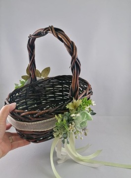 Пасхальная корзинка для пасхальной корзины, украшенная пасхальными цветами