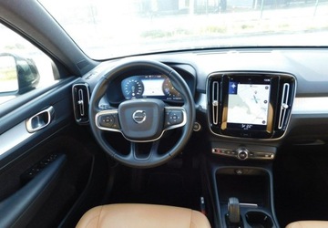 Volvo XC40 Crossover 1.5 T3 163KM 2019 Volvo XC 40 z Gwarancja Bezwypadkowy Bezowa Skora 1.5 Benzyna 163KM, zdjęcie 13