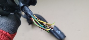 A6 C7 4G ZÁSTRČKA KONEKTOR SPONA DVEŘE 8K0972702 A7 A4 B8 Q5