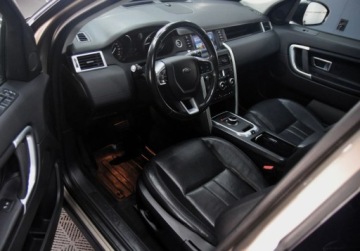 Land Rover Discovery Sport SUV 2.0 TD4 180KM 2017 Land Rover Discovery Sport 2.0 Diesel 180KM, zdjęcie 11