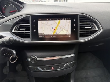 Peugeot 308 II SW Facelifting 1.5 BlueHDI 130KM 2019 Peugeot 308 SW 1.5 BlueHDi Active S&amp;S T9 (2014-) P, zdjęcie 14