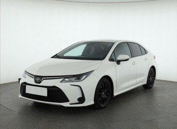Toyota Corolla XII Sedan 1.6 Valvematic Dual VVT-i 132KM 2019 Toyota Corolla 1.6 Valvematic, Salon Polska, zdjęcie 1