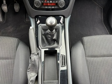 Peugeot 508 I SW 1.6 THP 156KM 2011 Peugeot 508 SW 1.6 turbo 156 KM Panorama dach Hak, zdjęcie 26