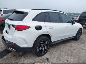 Mercedes GLC C254/X254 2024 Mercedes-Benz GLC 300, 2024r., 2.0L 2.0 Benzyna 255KM, zdjęcie 3