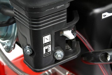 ЗАГУСТИТЕЛЬ ПЛАСТИННЫЙ БЕНЗИНОВЫЙ ПЛАСТИННЫЙ МП-80 РАМПЕР + МАСЛО