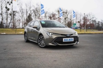 Toyota Corolla XII TS Kombi 1.8 Hybrid 122KM 2019 Toyota Corolla 1.8 Hybrid, Salon Polska, zdjęcie 1
