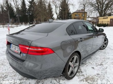 Jaguar XE Sedan 2.0 i4 180KM 2018 Jaguar XE Jaguar XE 2.0 D R-Sport 2.0 Diesel 180KM, zdjęcie 11