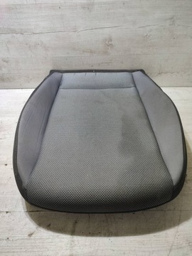 SEAT ARONA 2019 PŘEDNÍ STRANA PRAVÁ LEM SEDADLA SEDAČKA