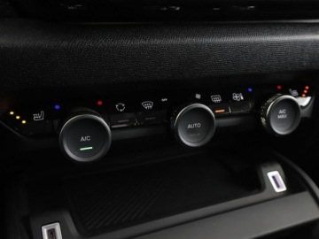 Citroen 2023 Citroen C4X 1.2 Shine Navi Tempomat Grzane Fotele, zdjęcie 30