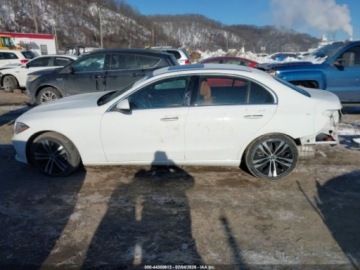 Mercedes Klasa C W206 2022 Mercedes-Benz Klasa C 300 4MATIC, 2022r., 4x4, 2.0L 2.0 Hybryda 255KM, zdjęcie 5