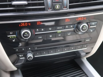 BMW X5 F15 SUV xDrive25d 231KM 2017 BMW X5 xDrive25d, Salon Polska, 227 KM, 4X4, zdjęcie 11