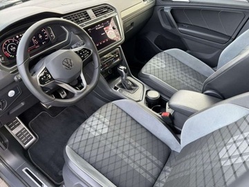 Volkswagen Tiguan II SUV Facelifting 1.5 TSI 150KM 2022 Volkswagen Tiguan R-Line Kamera Cofania ACC Led Matrix Hak Faktura Vat 23, zdjęcie 9