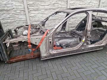 BMW F30 F31 ĆWIARTKA PODŁUŻNICA FARTUCH PRÓG LEWY PRZÓD B06