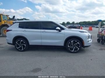 Mitsubishi Outlander III 2024 Mitsubishi Outlander 2024 MITSUBISHI OUTLANDER SE 2.5 S-AWC 2.5 Benzyna, zdjęcie 10