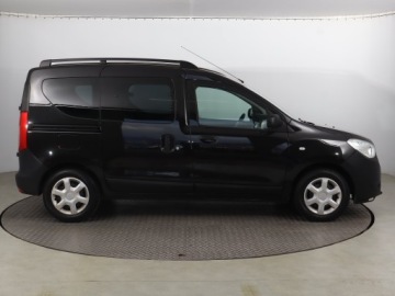 Dacia Dokker Mikrovan 1.6 MPI 84KM 2013 Dacia Dokker 1.6 i, Klima, Parktronic, zdjęcie 5