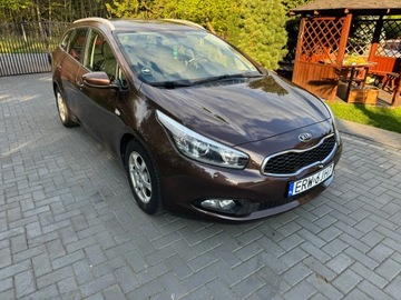 Kia Ceed II Kombi 1.4 CRDi 90KM 2013 KIA CEE&#039;D Podgrzewane fotele i kierownica Rej.2014