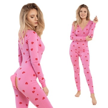 Женская пижама-комбинезон розового цвета с сердечком