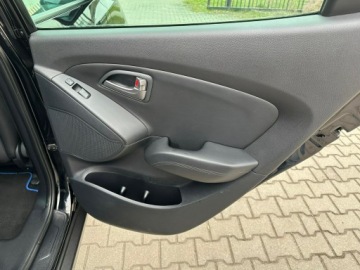 Hyundai ix35 SUV Facelifting 1.6 GDI 135KM 2015 Hyundai ix35 1.6B, FULL Opcja,Alu17,Navi, Stan bdb, zdjęcie 16