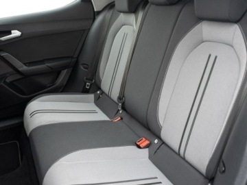 Seat Leon IV Hatchback 1.5 eTSI (MHEV) 150KM 2022 Seat Leon 1.5 TSI DSG Podgrz.f I kier Cz.cof, zdjęcie 23