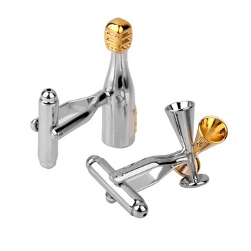 Мужская рубашка с бутылкой шампанского и запонками из шерри