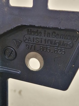 BLATNÍK PŘEDNÍ PORSCHE PANAMERA 971 LEVÝ 971805625