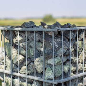 Серпентинитовый зеленый камень для забора ГАБИОН