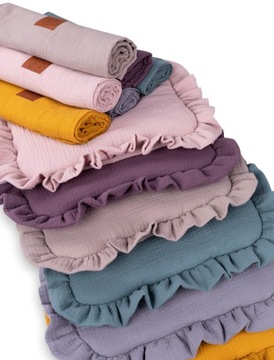 KOMPLET MUŚLINOWY KOC OTULACZ PODUSZKA Z FALBANKĄ