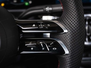 Mercedes Klasa A W177/V177 Hatchback Plug-In Facelifting 1.3 250e 218KM 2025 MERCEDES-BENZ A Klasa 250 e AMG Line 1.3 (218KM) 2025, zdjęcie 8