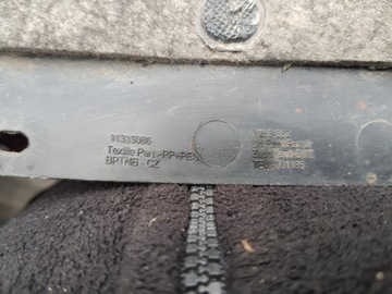 PODBĚH LEVÉ LEVÝ ZADNÍ VOLVO S60 V60 60 10 11