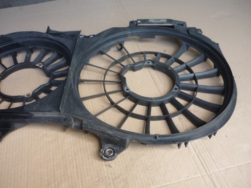КОРПУС ВЕНТИЛЯТОРА AUDI A4 B6 2.0 ALT БЕНЗИНОВЫЙ 8E0121205M