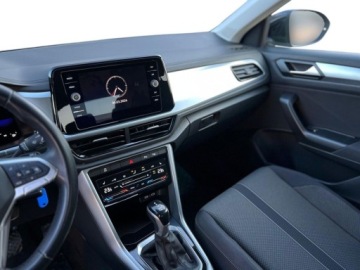 Volkswagen T-Roc I SUV Facelifting 1.5 TSI ACT 150KM 2022 Volkswagen T-Roc Salon PL FV23 DSG 150KM Doposazony Gwarancja ASO, zdjęcie 10
