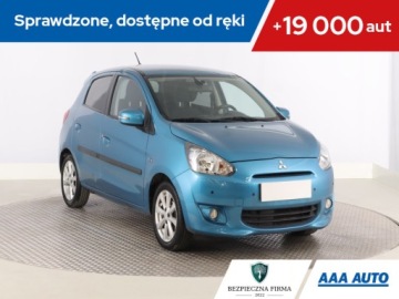 Mitsubishi Space Star Hatchback 5d 1.2 80KM 2014 Mitsubishi Space Star 1.2 MIVEC, Salon Polska