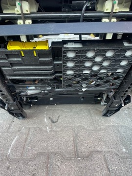 BMW 7 F01 SEDADLA POHODY POHOVKA BOKY TUNEL HNĚDÁ KŮŽE EVROPA KOMPLET