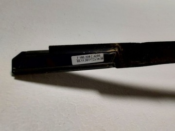 BMW 7 LIŠTA ZHRNUJÍCÍ DVEŘE PRAVÝ PŘEDNÍ F01 F02 LESK 7185228