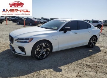 Volvo S60 III 2022 Volvo S60 T8 Recharge R-Design Expression 2022 2.0l 2.0 Hybryda 400KM