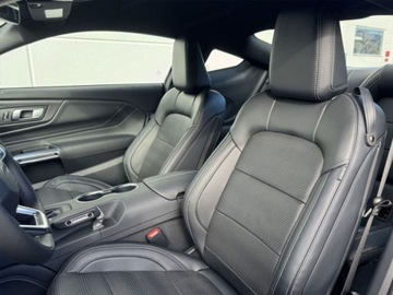 Ford Mustang VI Fastback 2023 5.0 Ti-VCT 446KM 2025 Od ręki - GT Fastback aut 5.0 V8 446KM / Pakiet stylizacyjnym Bronze, zdjęcie 4