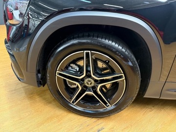 Mercedes GLB SUV 2.0 220d 190KM 2025 MERCEDES-BENZ GLB 220 d 4-Matic AMG Line 2.0 (190KM) 2025, zdjęcie 17