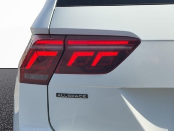 Volkswagen Tiguan Allspace SUV Facelifting 2.0 TSI 245KM 2022 Volkswagen Tiguan Allspace Allspace 2.0 TSI 4Motion DSG 245 KM Gwarancja, zdjęcie 10