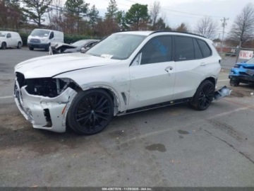 BMW X5 G05 2025 BMW X5 M60i 2025 4.4l 4.4 Benzyna 523KM, zdjęcie 1