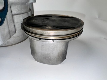 Цилиндр Husqvarna te 610 SM поршень