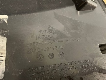 DÍL DESKY ROZDĚLOVACÍ JAGUAR F-TYPE X152 EX53-043C54-A