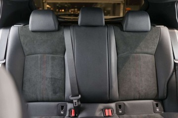 Toyota C-HR I Crossover Facelifting 2.0 Hybrid Dynamic Force 184KM 2022 Toyota C-HR 2.0 Hybrid GR Sport 2.0 Hybryda 184KM, zdjęcie 18