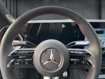 Mercedes CLA C118/X118 2025 MERCEDES-BENZ CLA 200 Sedan 1.5 (163KM) 2025, zdjęcie 8